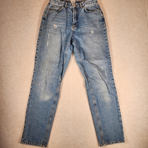 BDG Denim - BDG Urban Outfitters Mom Jeans W29 Light Wash Distressed Denim High Rise